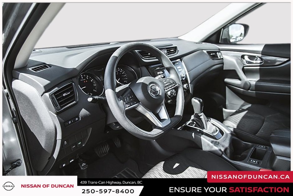 2017 Nissan Rogue S-10