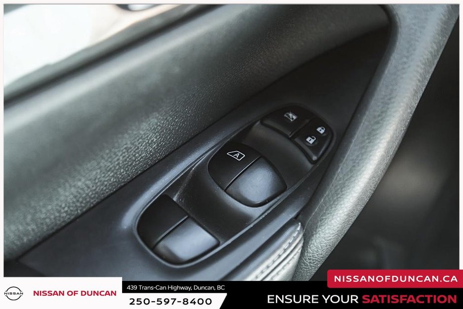 2017 Nissan Rogue S-20