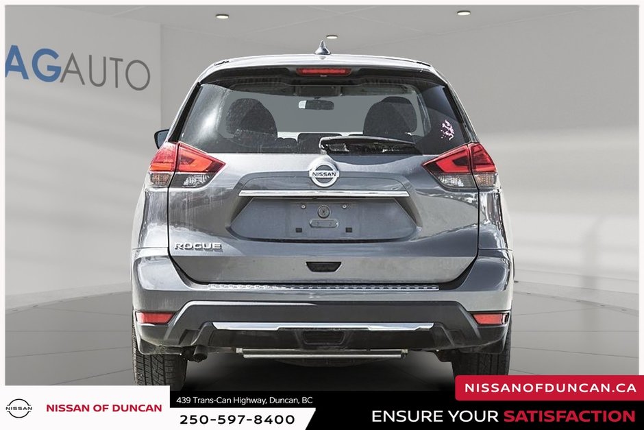 2017 Nissan Rogue S-4