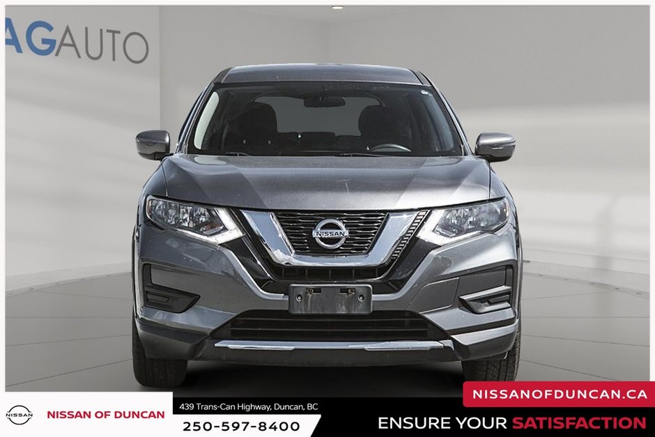 2017 Nissan Rogue S-8