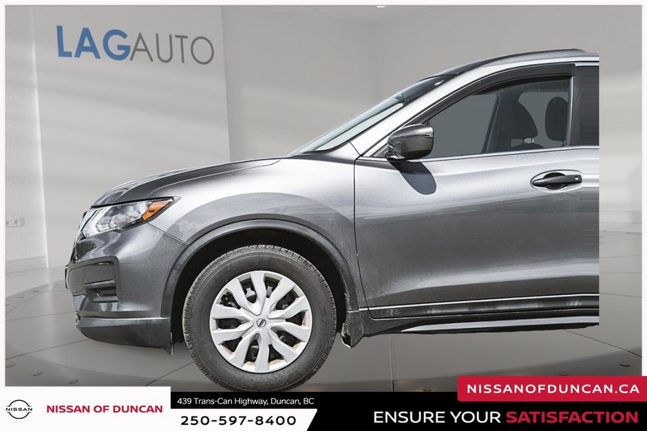 2017 Nissan Rogue S-1