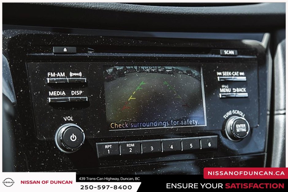 2017 Nissan Rogue S-25