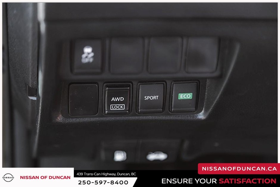 2017 Nissan Rogue SV-21