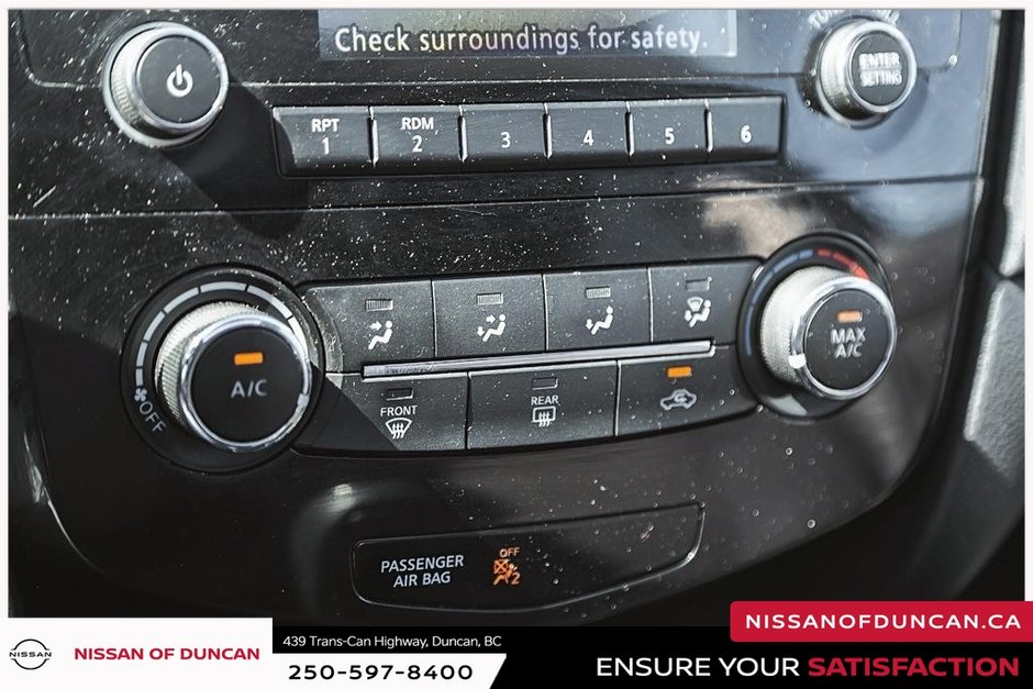 2017 Nissan Rogue SV-26