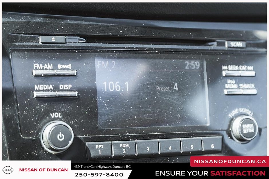 2017 Nissan Rogue SV-24