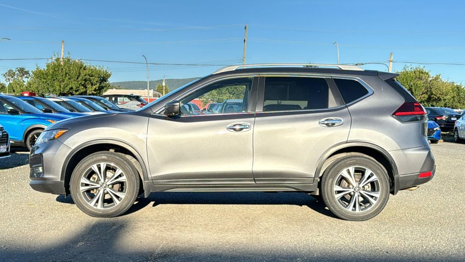 2019 Nissan Rogue SV AWD | Panoroof | Remote Start | ONLY 36K!!-8