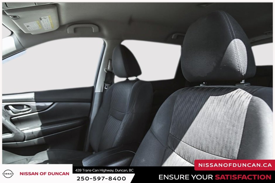 2019 Nissan Rogue S-12