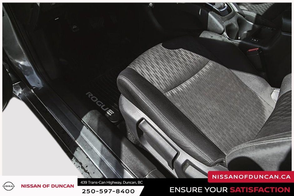 2019 Nissan Rogue S-11