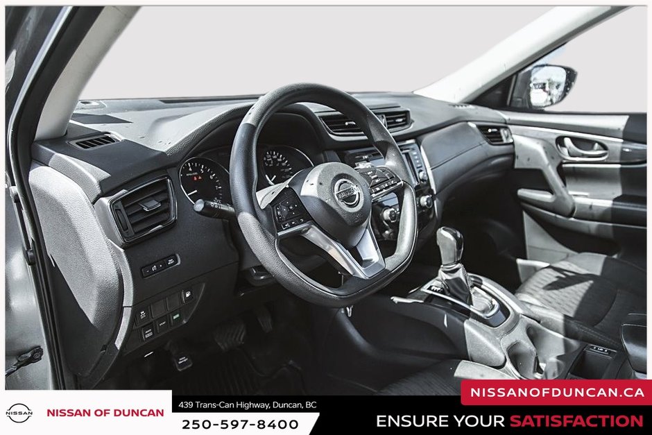 2019 Nissan Rogue S-10