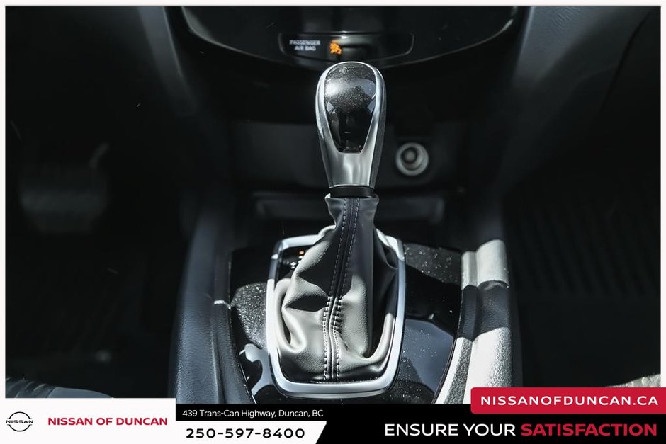 2019 Nissan Rogue SV-17
