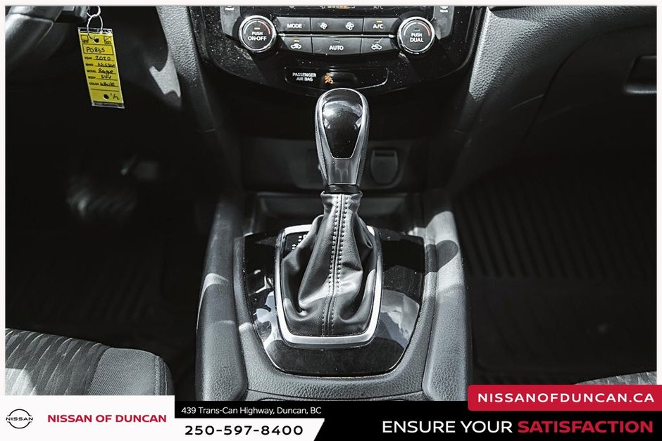 2020 Nissan Rogue SV-17