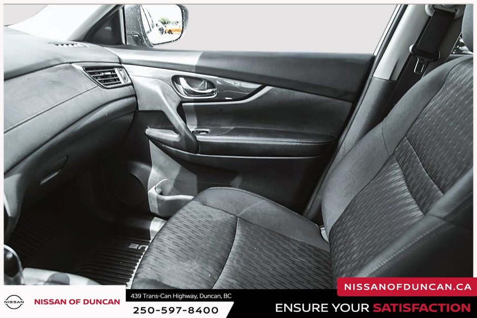 2020 Nissan Rogue SV-27