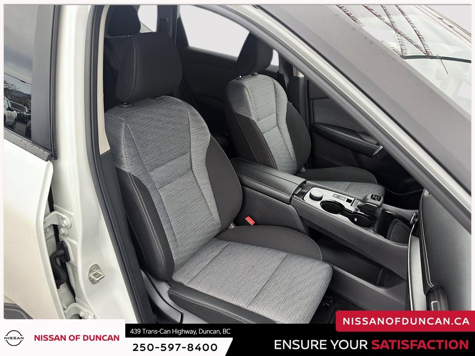 2022 Nissan Rogue SV-9