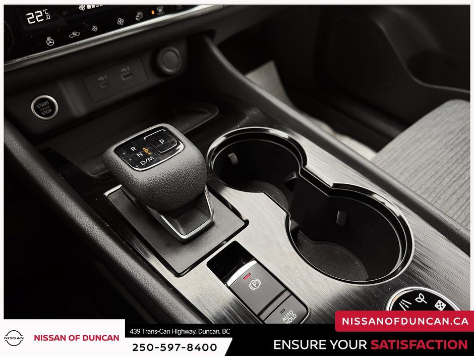 2022 Nissan Rogue SV-16