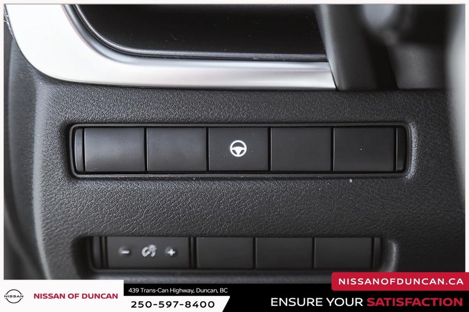 2023 Nissan Rogue SV-21