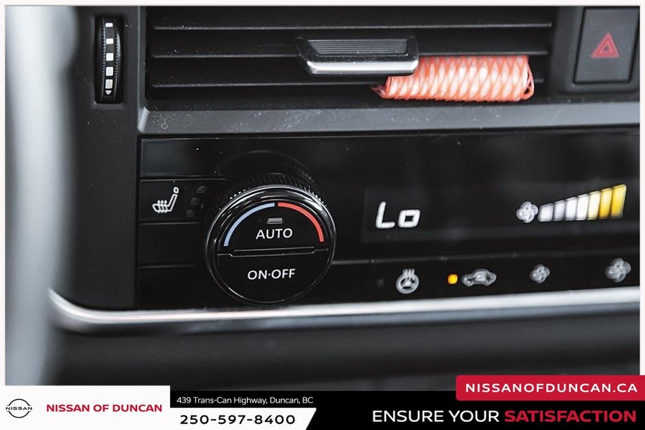 2023 Nissan Rogue SV-29