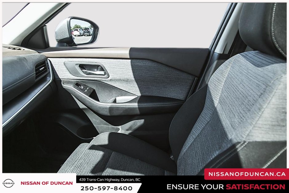 2023 Nissan Rogue SV-30