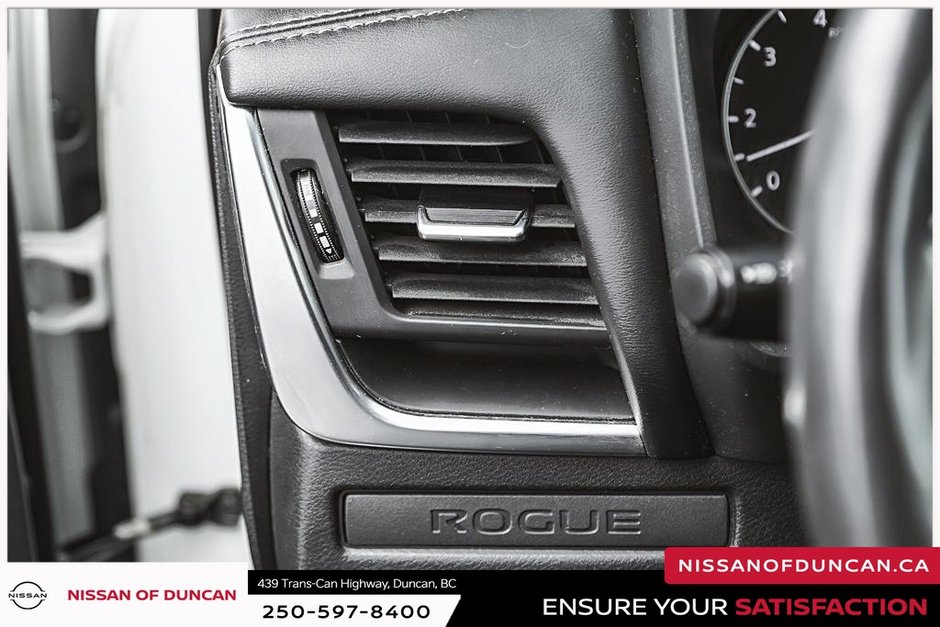 2023 Nissan Rogue S-21