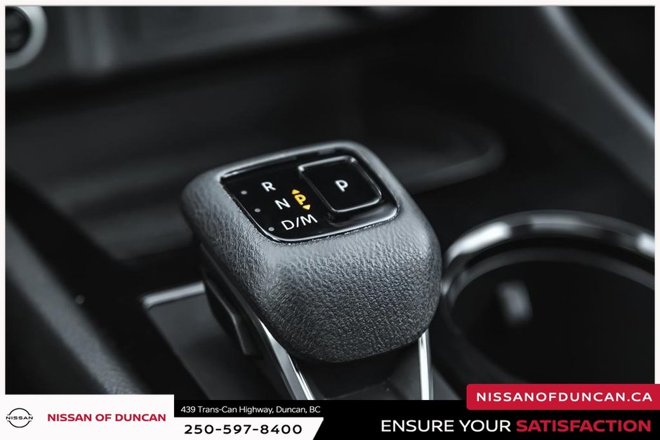 2023 Nissan Rogue SV-29