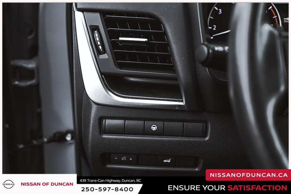 2023 Nissan Rogue SV-23