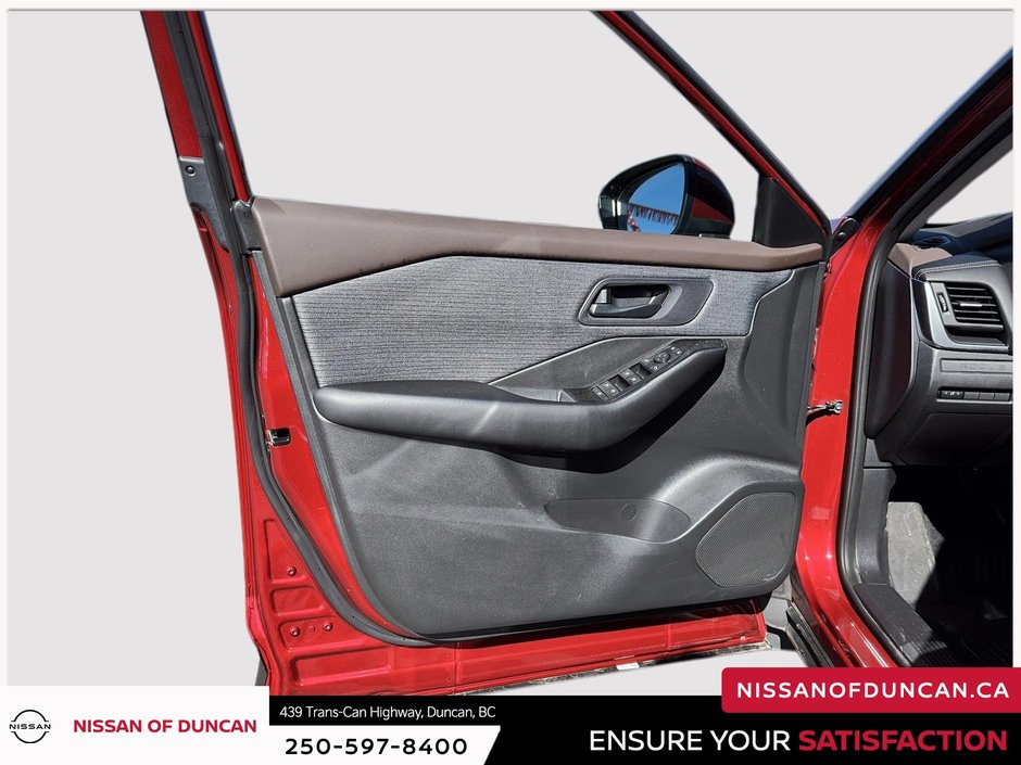 2023 Nissan Rogue S-10