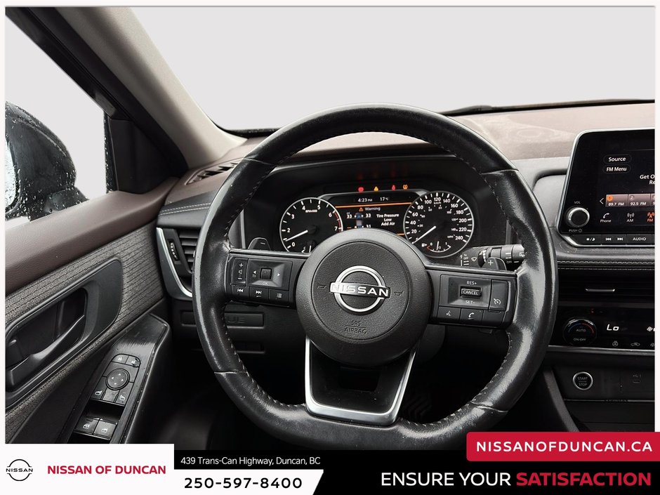 2023 Nissan Rogue S-9