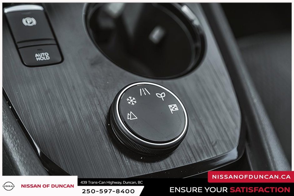 2024 Nissan Rogue SV-32
