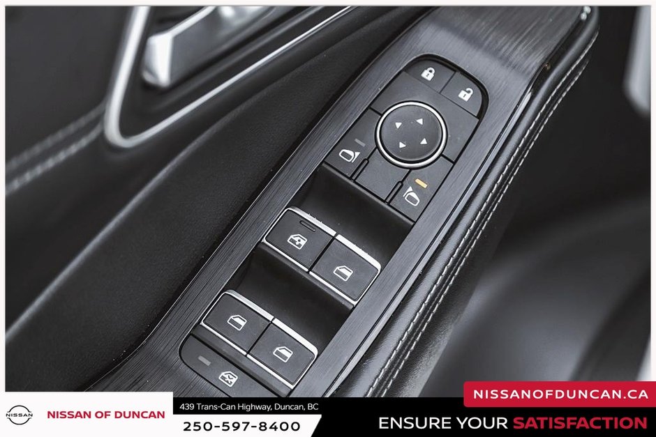2024 Nissan Rogue Platinum-10