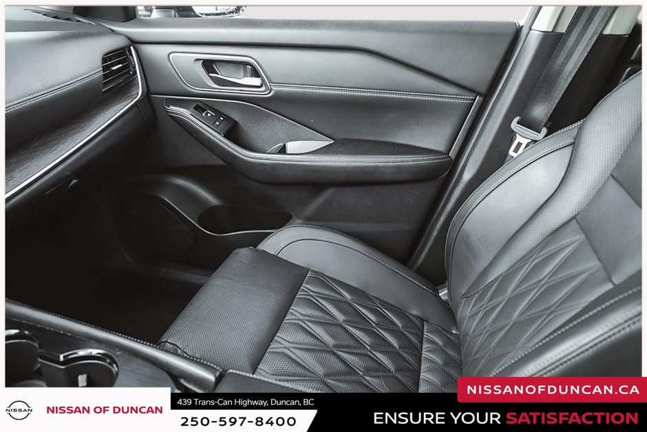 2024 Nissan Rogue Platinum-30