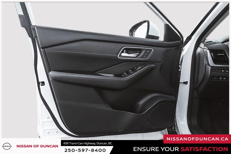2024 Nissan Rogue Platinum-9