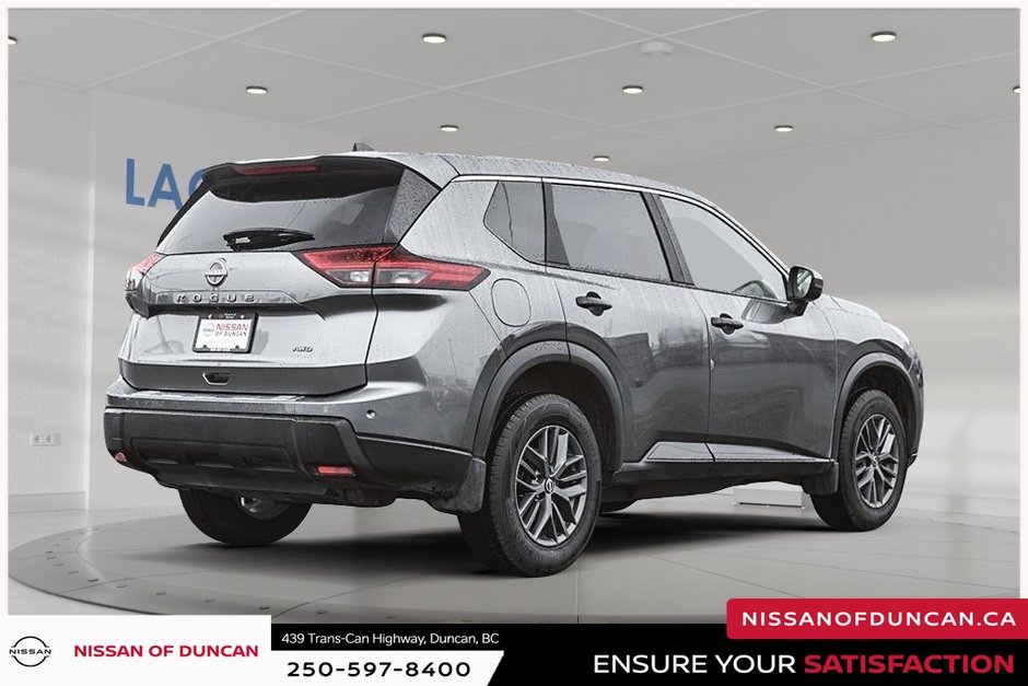 2024 Nissan Rogue S-4