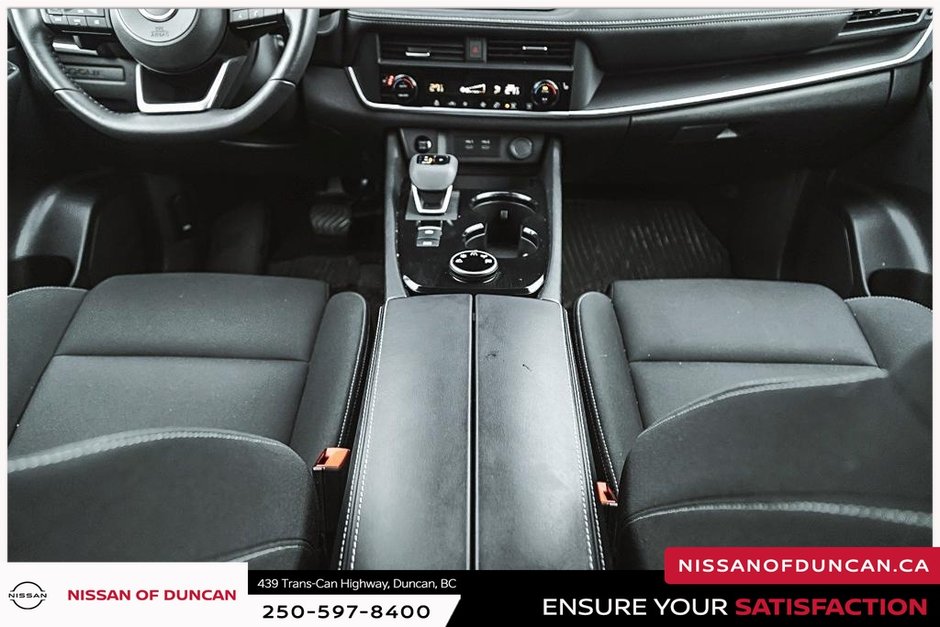 2024 Nissan Rogue S-19