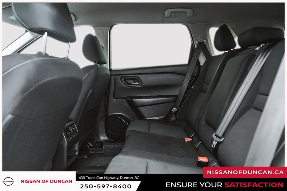 2024 Nissan Rogue S-12