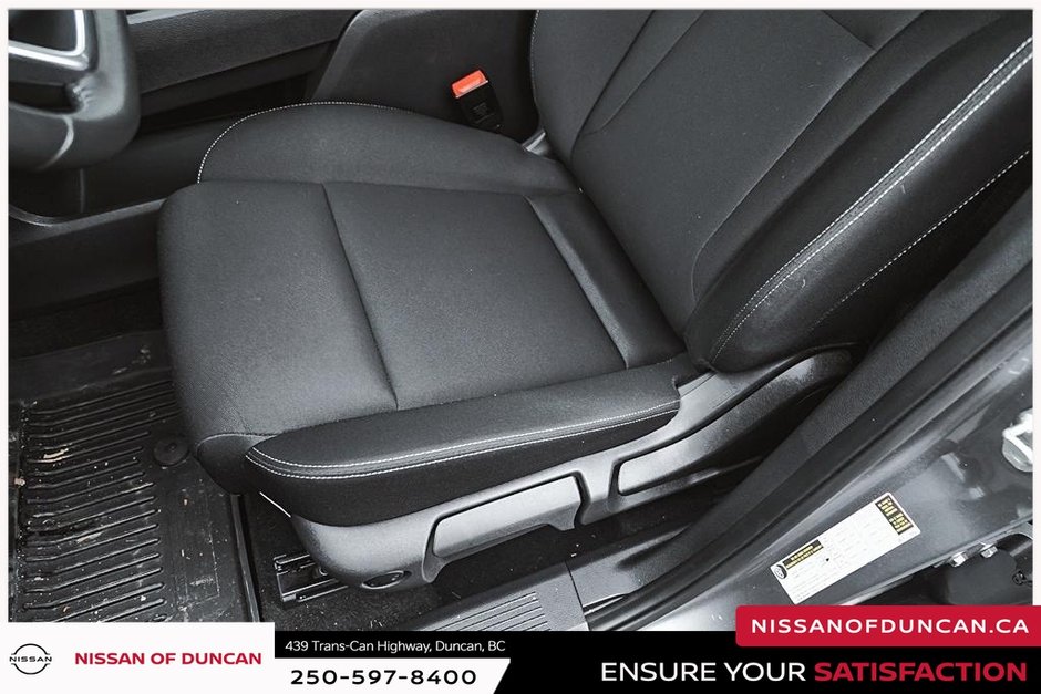 2024 Nissan Rogue S-10