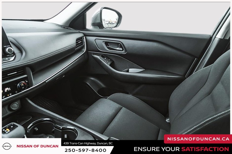 2024 Nissan Rogue S-27