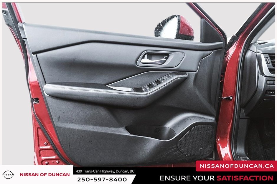 2025 Nissan Rogue SV-8