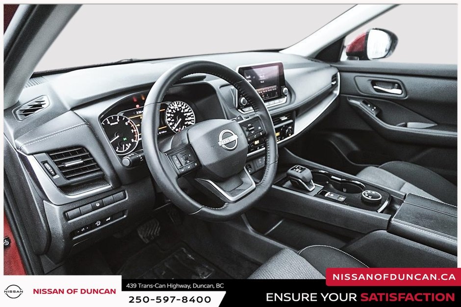 2025 Nissan Rogue SV-10