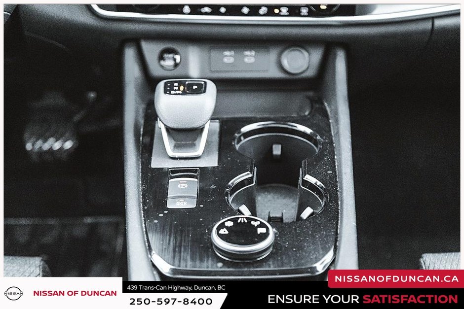 2025 Nissan Rogue SV-19