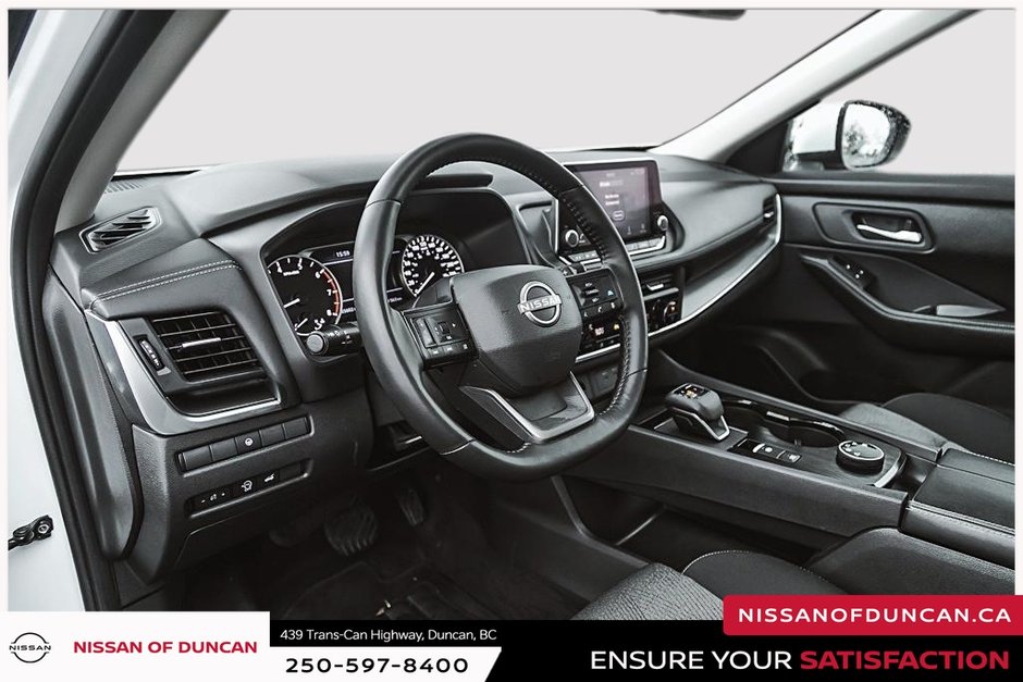 2025 Nissan Rogue SV-9