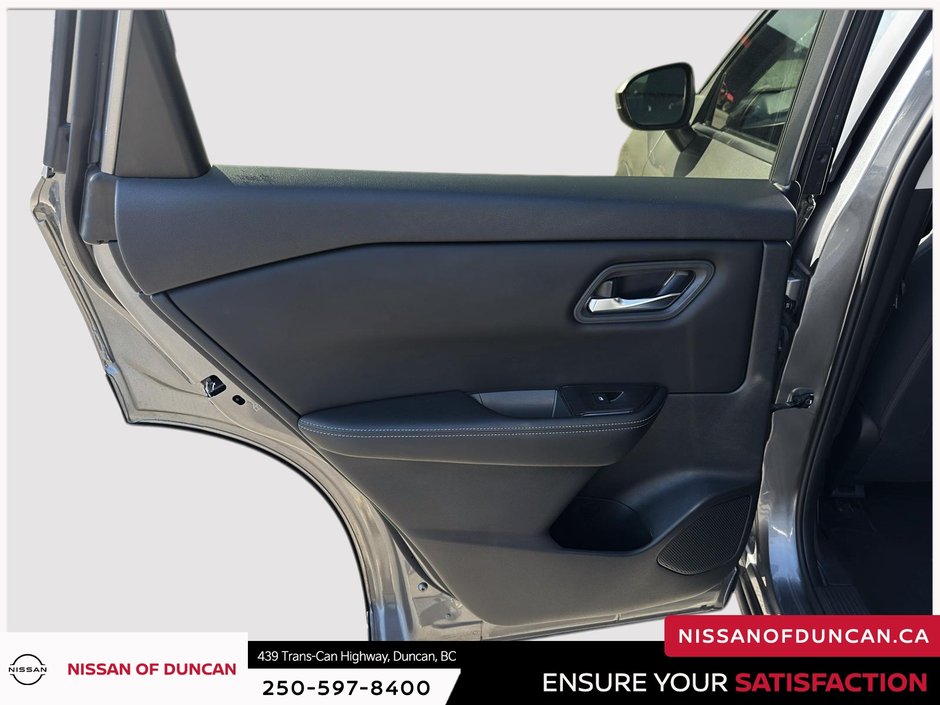 2025 Nissan Rogue SV-9
