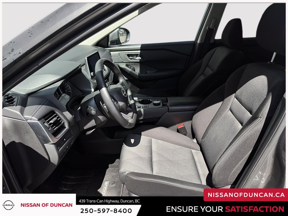 2025 Nissan Rogue SV-7