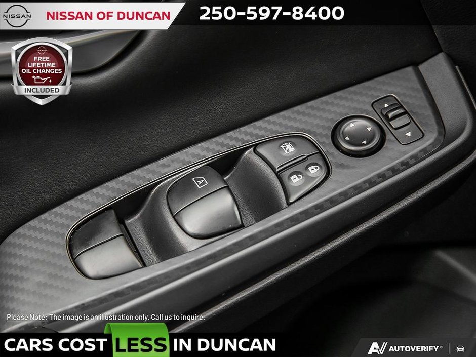 2025 Nissan Sentra SV MOONROOF-14