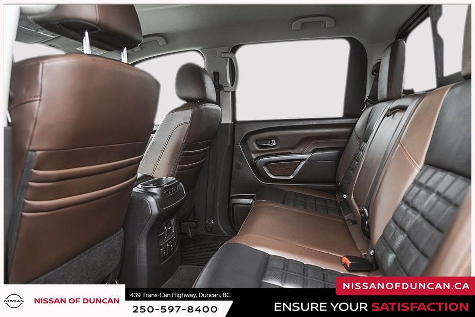 2018 Nissan Titan Platinum-16