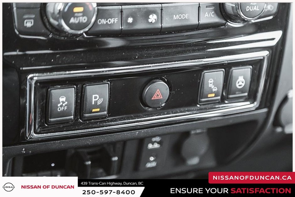 2018 Nissan Titan Platinum-31