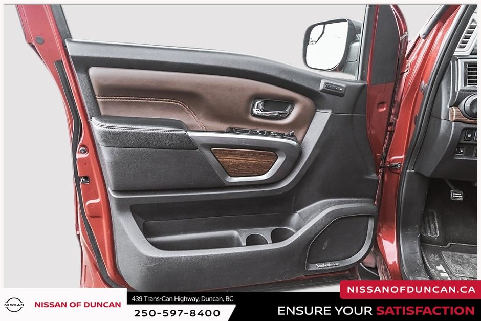 2018 Nissan Titan Platinum-11