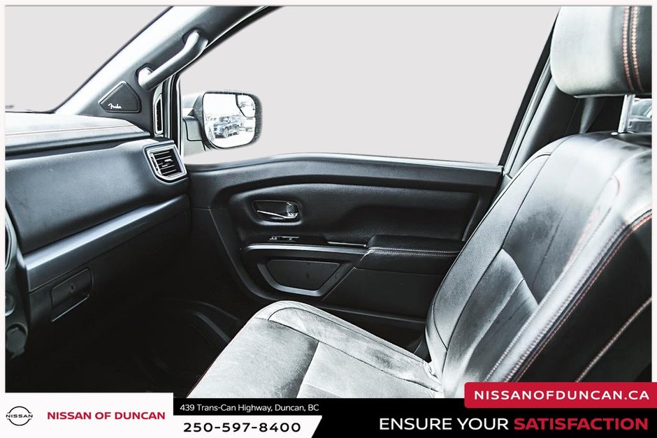 2020 Nissan Titan PRO-4X-36