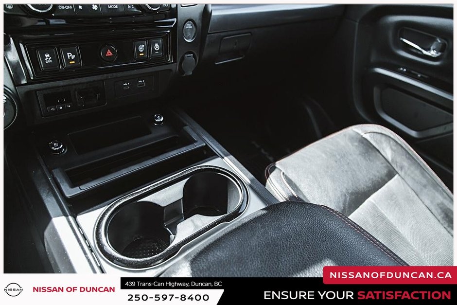 2020 Nissan Titan PRO-4X-35