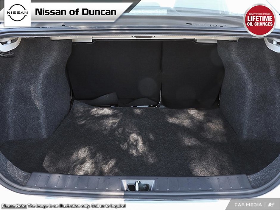 2024 Nissan Versa SV-6