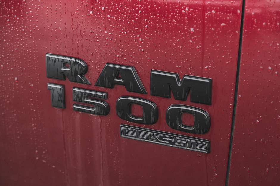 2022 Ram 1500 Classic Warlock Crew Cab 4x4 | 8.4 Uconnect | Carplay-9