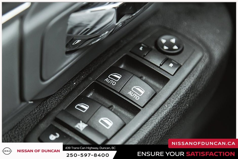 2022 Ram 1500 Classic SLT-26